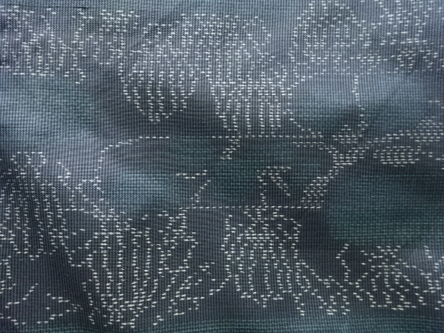 JAPANESE KIMONO / ANTIQUE KIMONO / SILK / DORO OSHIMA TSUMUGI / WOVEN ABSTRACT PATTERN